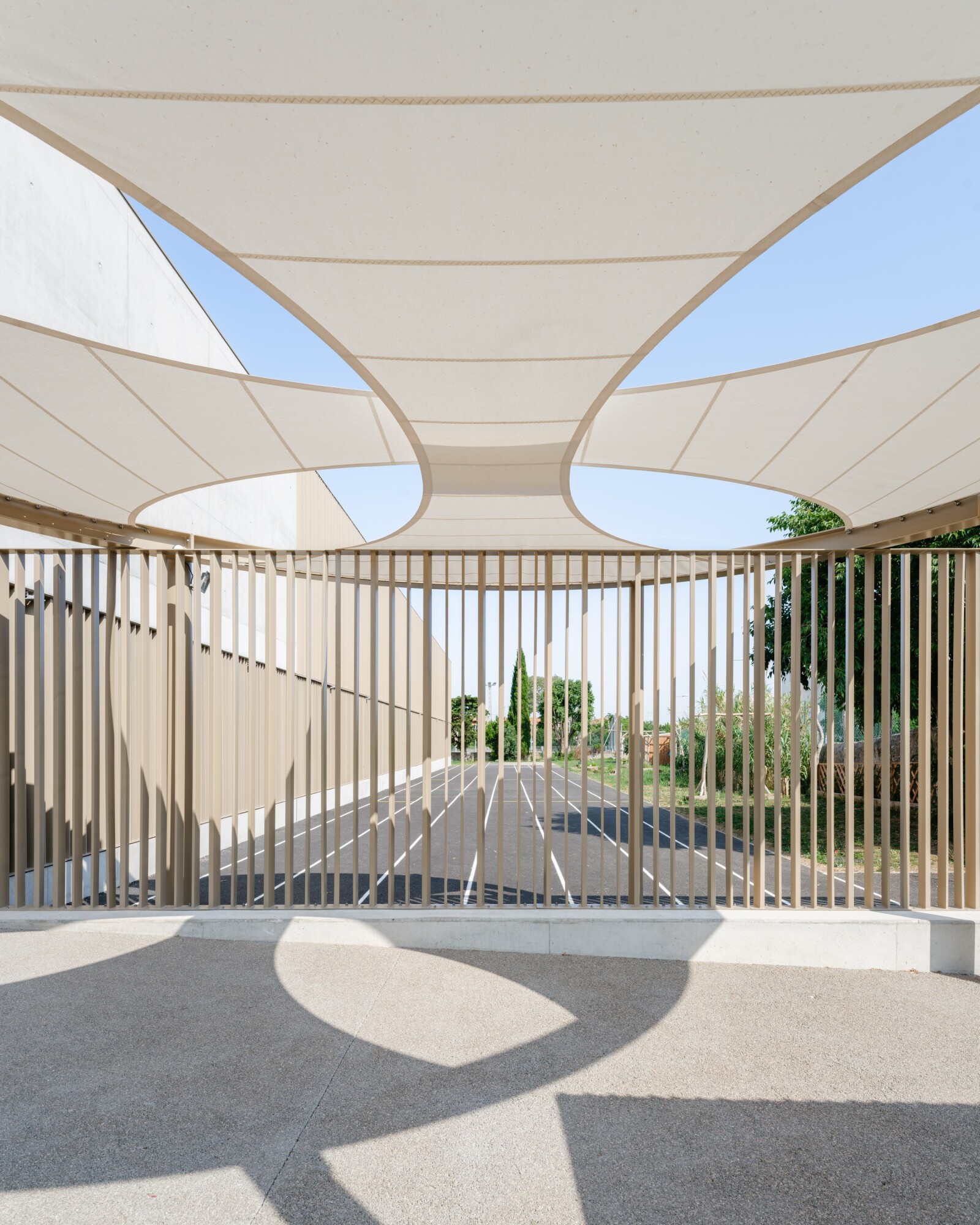 Gymnase Ste Trinite-photo soumise a droits d'auteur-MD-16