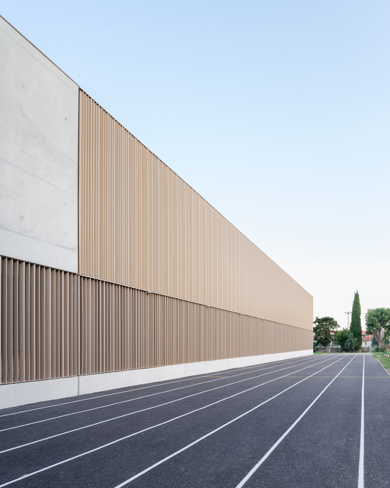 Gymnase Ste Trinite-photo soumise a droits d'auteur-MD-4